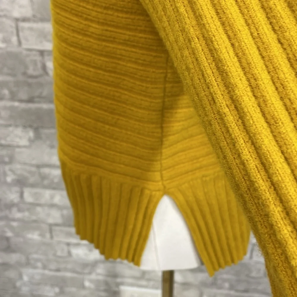 Anthropologie elegant cowl